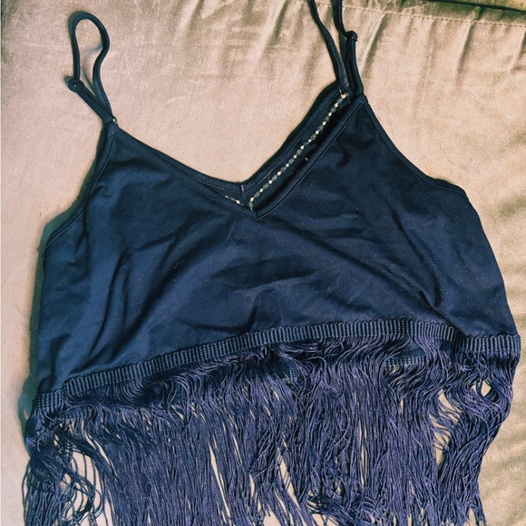 FLORAL EMBROIDERED FRINGE CROP TOP, SIZE L - Picture 2 of 4